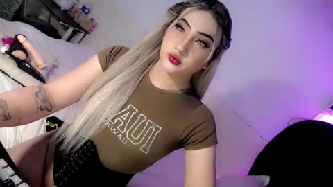 Chesca online show from November 2025 07:32:02 PM