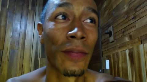 Snapshot of demarcous_nm chatting on September 2025 01:18:01 AM D.C online show from September 2025 01:18:01 AM