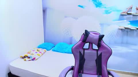 DEMI online show from April 2026 01:52:02 PM