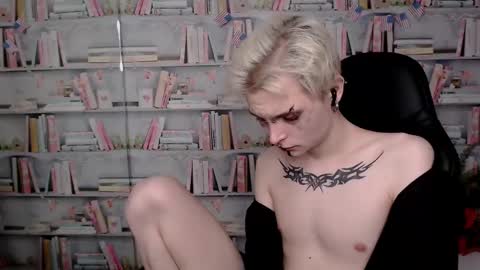 demianenglen online show from March 2025 01:03:02 AM