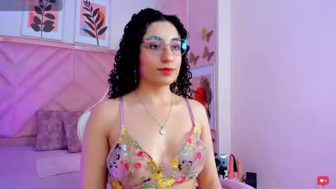 Snapshot of demijones_ chatting on February 2026 03:44:01 AM Demi online show from February 2026 03:44:01 AM