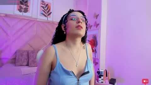 Snapshot of demijones_ chatting on February 2026 03:44:02 AM Demi online show from February 2026 03:44:02 AM