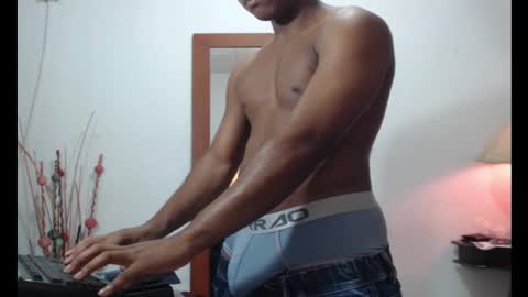 Snapshot of demond_333 chatting on September 2025 01:22:01 PM DEMOND online show from September 2025 01:22:01 PM