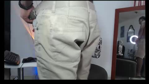 Snapshot of demond_333 chatting on November 2025 12:16:02 PM DEMOND online show from November 2025 12:16:02 PM