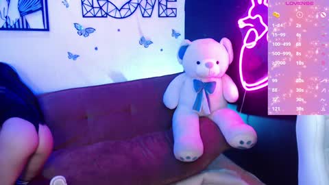 Demy  online show from February 2025 09:25:02 PM