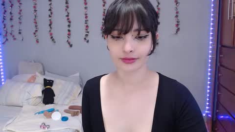 Snapshot of deni_bloom chatting on January 2025 11:38:01 PM Denisse schedule Monday to Friday 1300-1900 mexican time Saturday-maybe it could be a surprise IDEPENDENT MODEL online show from January 2025 11:38:01 PM