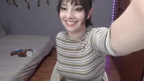 Snapshot of deni_bloom chatting on February 2025 09:31:02 PM Denisse schedule Monday to Friday 1300-1900 mexican time Saturday-maybe it could be a surprise IDEPENDENT MODEL online show from February 2025 09:31:02 PM