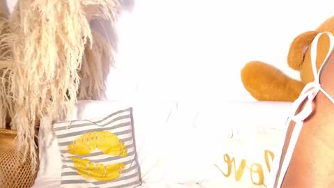   online show from October 2025 12:45:01 PM