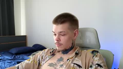 Snapshot of denis_here chatting on June 2026 11:08:02 AM Denis online show from June 2026 11:08:02 AM