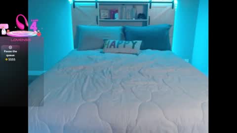 Denise  Moby online show from September 2025 12:54:01 AM