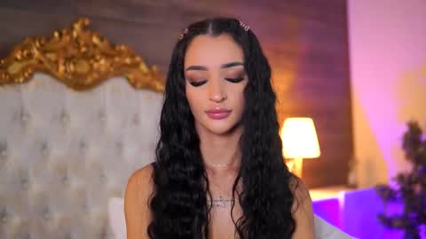 denisedevilles online show from February 2025 03:30:01 PM