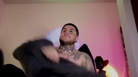 Oliver online show from November 2025 02:00:01 AM