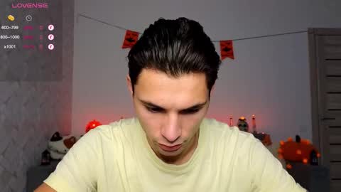 Den online show from October 2025 06:46:02 AM