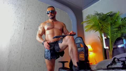 dennis_cox_ online show from February 2025 01:43:02 PM