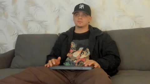 dennis munera online show from December 2024 10:52:01 AM