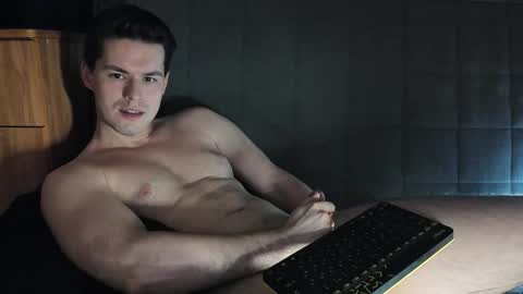 Snapshot of dennis_night chatting on December 2024 11:36:01 PM Den online show from December 2024 11:36:01 PM