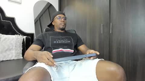 denzelrios online show from October 2025 09:17:02 PM