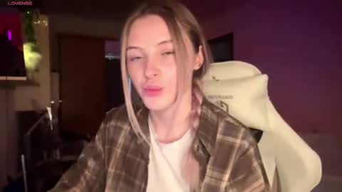 Vi  Victoria online show from March 2026 01:08:01 PM