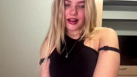 Snapshot of deonnahobb chatting on February 2026 03:53:02 PM Luna online show from February 2026 03:53:02 PM