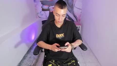 Dereck Boy online show from November 2025 08:30:01 PM