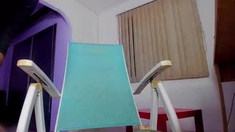 dereckhardd online show from March 2025 12:33:02 AM