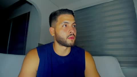 dereckhardd online show from May 2026 11:14:02 PM