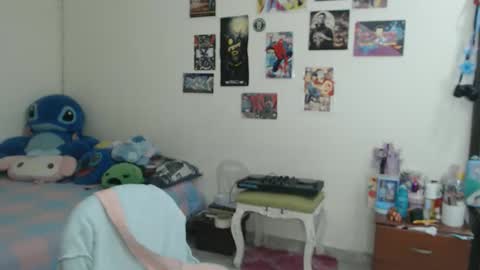 derek_44 online show from February 2026 12:17:01 AM