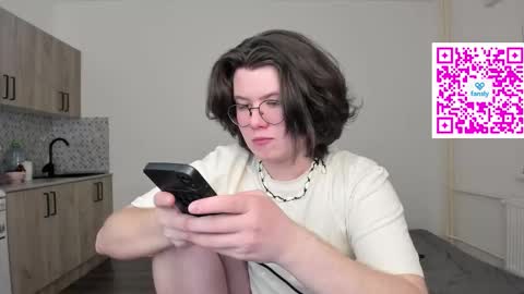 Snapshot of derek_shameless chatting on January 2026 09:13:01 PM Derek online show from January 2026 09:13:01 PM