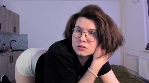 Snapshot of derek_shameless chatting on February 2026 05:31:01 PM Derek online show from February 2026 05:31:01 PM