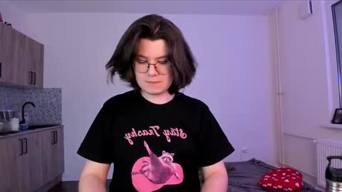 Snapshot of derek_shameless chatting on February 2026 04:33:02 AM Derek online show from February 2026 04:33:02 AM