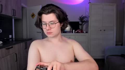 Derek online show from July 2026 07:21:01 PM