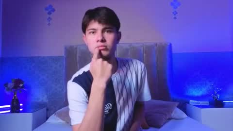 Snapshot of derek_sinn chatting on February 2026 08:06:01 PM derek_sinn online show from February 2026 08:06:01 PM