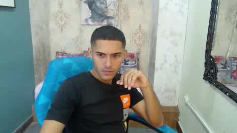 D E R E K online show from October 2025 10:30:01 AM