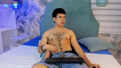 derek_voss online show from May 2026 08:38:02 PM