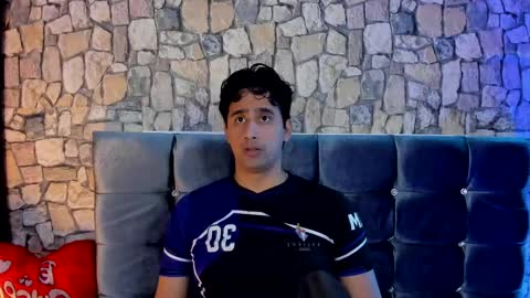 DEREKK   online show from January 2025 03:05:02 AM