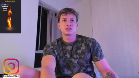 Snapshot of derekolsen_ chatting on September 2025 04:01:01 AM Derek IG Derekolsen2024 online show from September 2025 04:01:01 AM