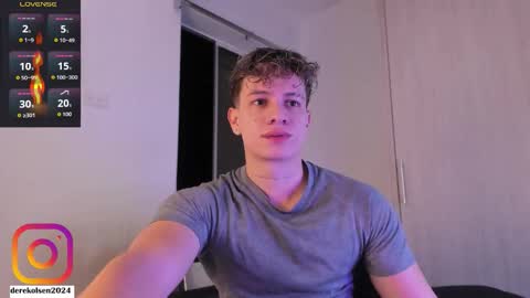 Snapshot of derekolsen_ chatting on October 2025 02:33:01 AM Derek IG Derekolsen2024 online show from October 2025 02:33:01 AM