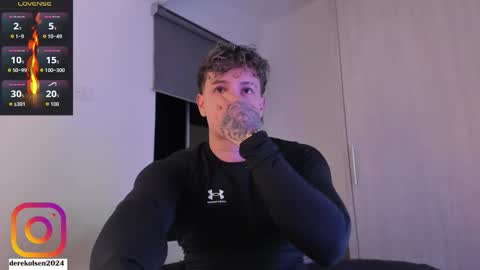 Snapshot of derekolsen_ chatting on November 2025 01:37:01 AM Derek IG Derekolsen2024 online show from November 2025 01:37:01 AM