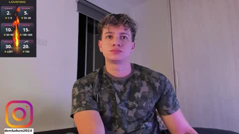 Snapshot of derekolsen_ chatting on November 2025 01:59:01 AM Derek IG Derekolsen2024 online show from November 2025 01:59:01 AM