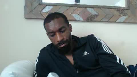 Snapshot of derekthetruth2 chatting on October 2025 03:23:02 PM derekthetruth2 online show from October 2025 03:23:02 PM