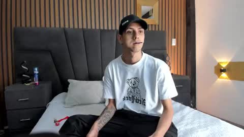 derrymeyers online show from October 2025 03:54:02 AM