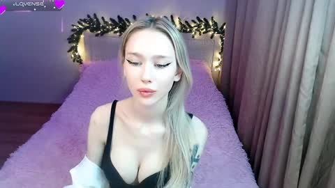 Ari online show from January 2025 08:05:02 PM