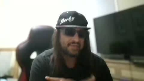 desert_fox_cock online show from November 2025 01:40:01 AM