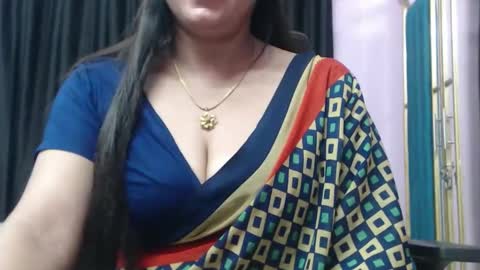 Maisa online show from October 2025 07:34:02 PM