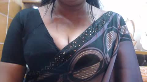 Snapshot of desimaisa130 chatting on June 2026 06:07:01 PM Maisa online show from June 2026 06:07:01 PM