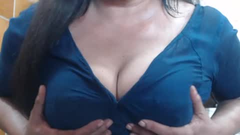 Snapshot of desimaisa130 chatting on July 2026 05:23:02 PM Maisa online show from July 2026 05:23:02 PM