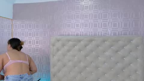 Snapshot of desire_sara chatting on September 2025 12:16:02 PM Sara Desire online show from September 2025 12:16:02 PM