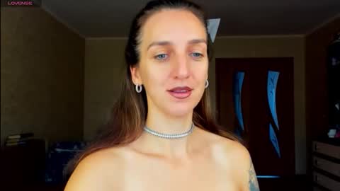 desired zoya online show from September 2025 05:22:01 AM