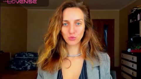 desired zoya online show from September 2025 04:27:02 AM