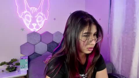 TORI AND MR. BEAR online show from January 2025 06:16:01 PM